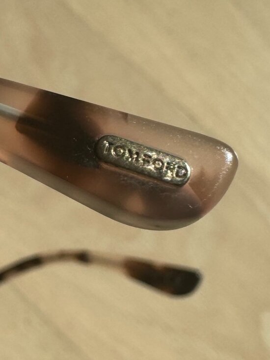 Tom Ford Faryn Cat Eye Sunglasses Tf843 12u Titanium Authentic main image 5
